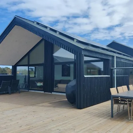 Stenkil - 1-2km From The Sea By Interhome *