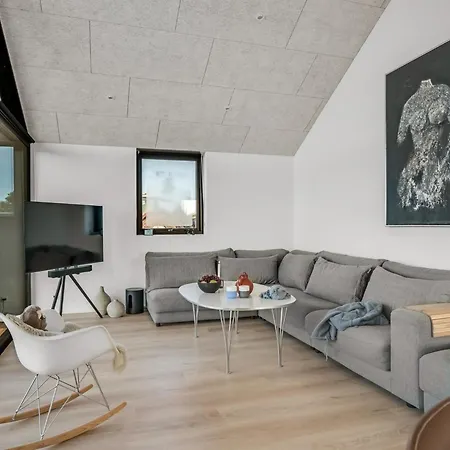 Stenkil - 1-2km From The Sea By Interhome